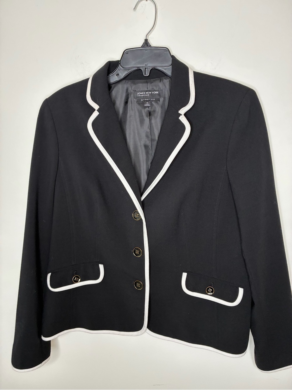 Jones New York Women’s Collection 14 Black Chic Lined Blazer with White Trim